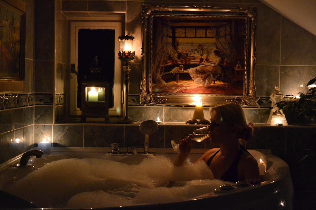 Hotel U Zlate Brany Cesky Raj Wellness Libuň Esterno foto