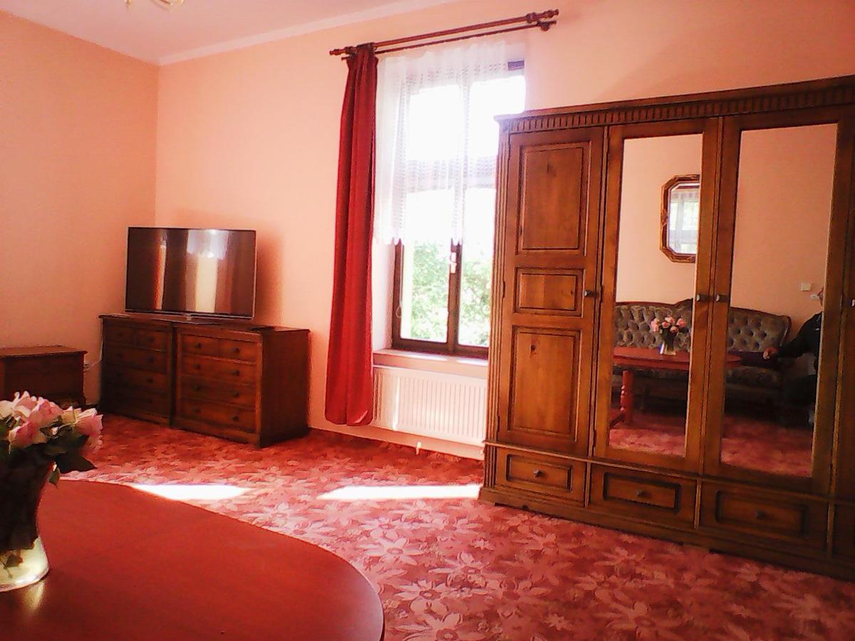 Hotel U Zlate Brany Cesky Raj Wellness Libuň Esterno foto